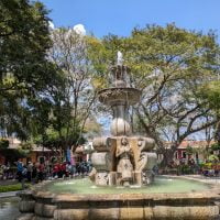 maya-trails-antigua-central-park