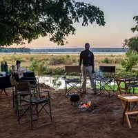 classiczambia-Lowerzambezi-Chula-campfire